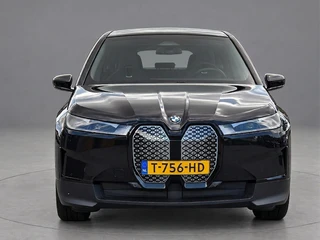 BMW iX – thumbnail 7