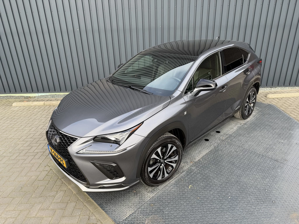 Lexus NX – foto 2