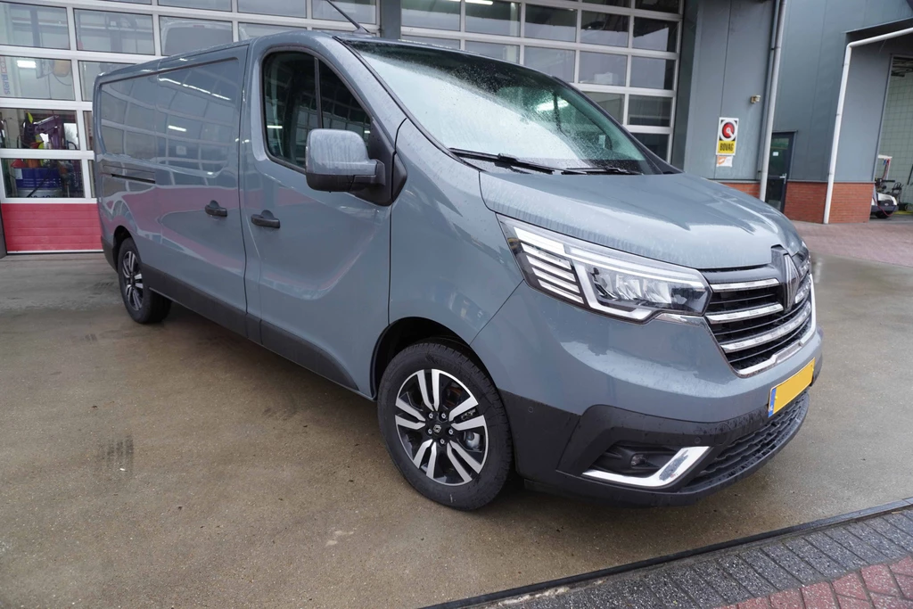 Renault Trafic – foto 8