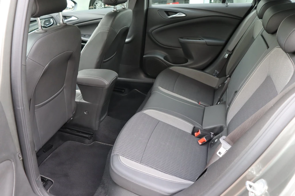 Opel Astra – foto 11