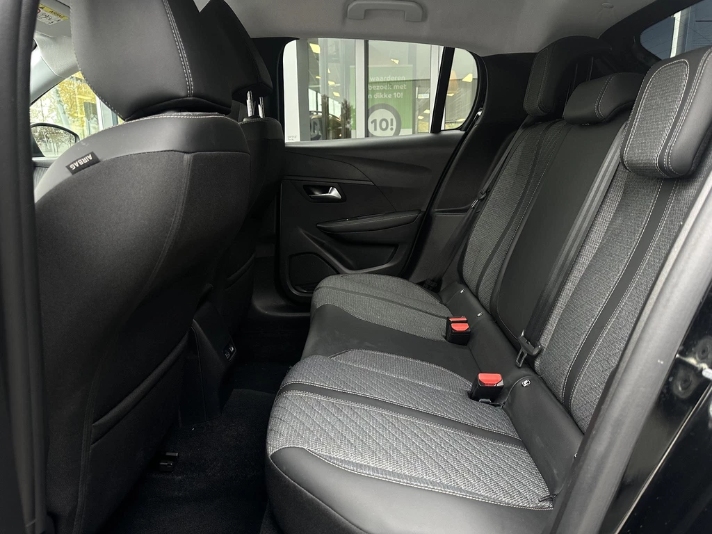 Peugeot 208 – foto 11