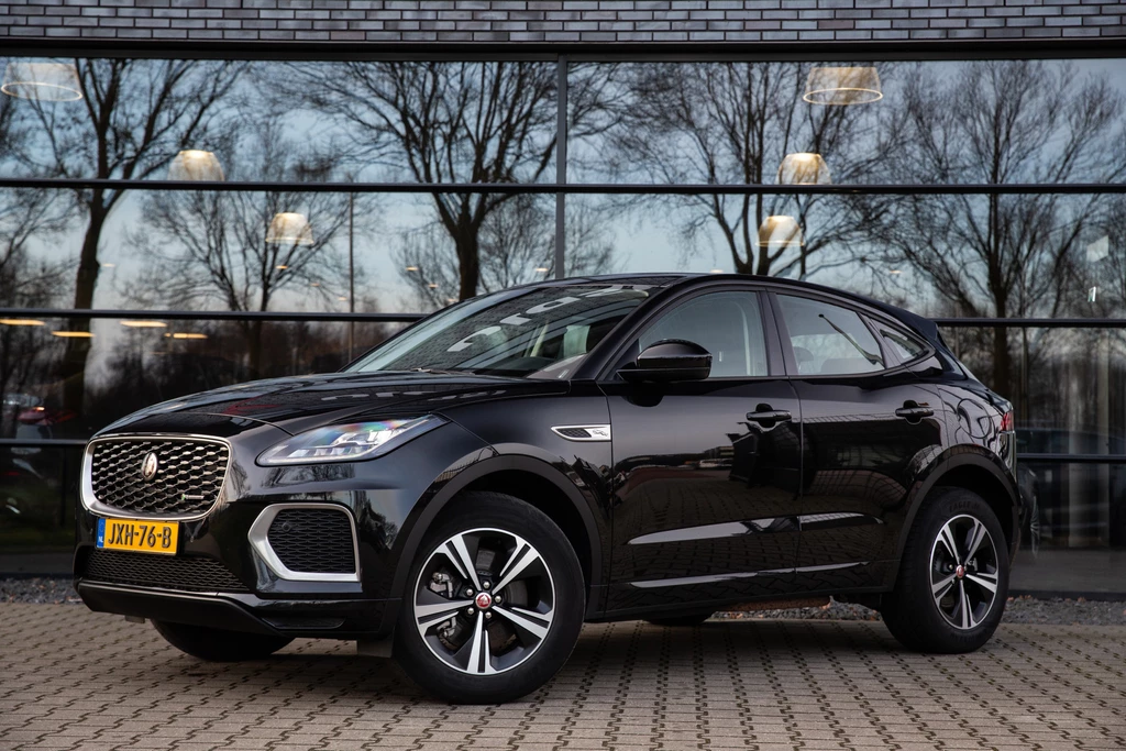 Jaguar E-PACE – foto 2