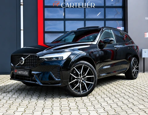 Volvo XC60 2.0 T6 R-Design AWD 398PK Long Range | Pano | Orrefors | 360 | Harmon Kardon | Keyless | ACC | Stoelverwarming voor+achter | Memory | Leder | Carplay | Trekhaak | Stuurwielverwarming | Digital Dash | Full Black | 21'' | Ambient | Led