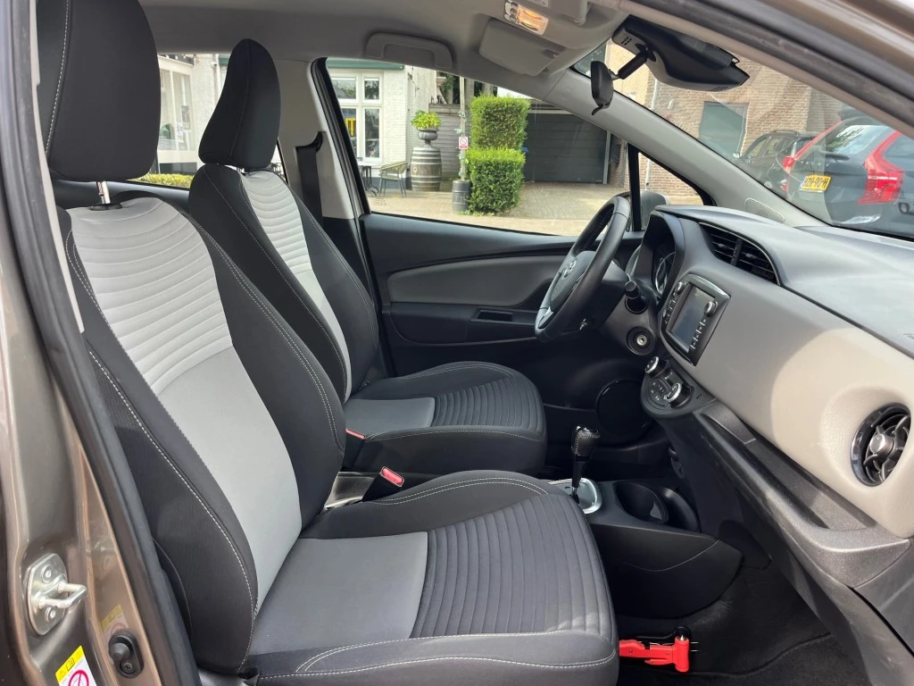 Toyota Yaris – foto 7