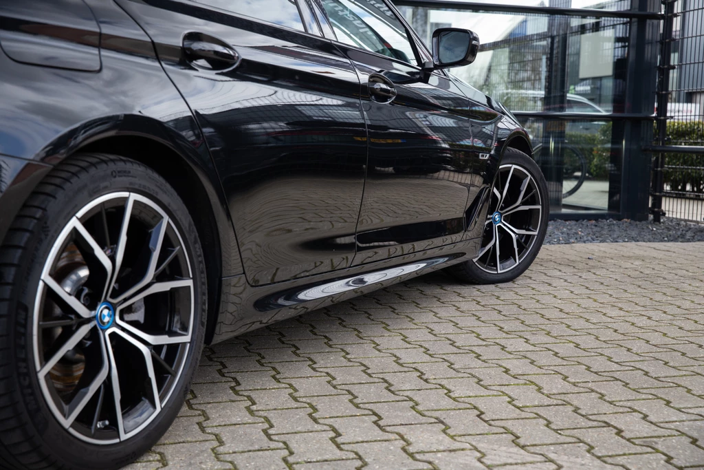 BMW 5 Serie – foto 9