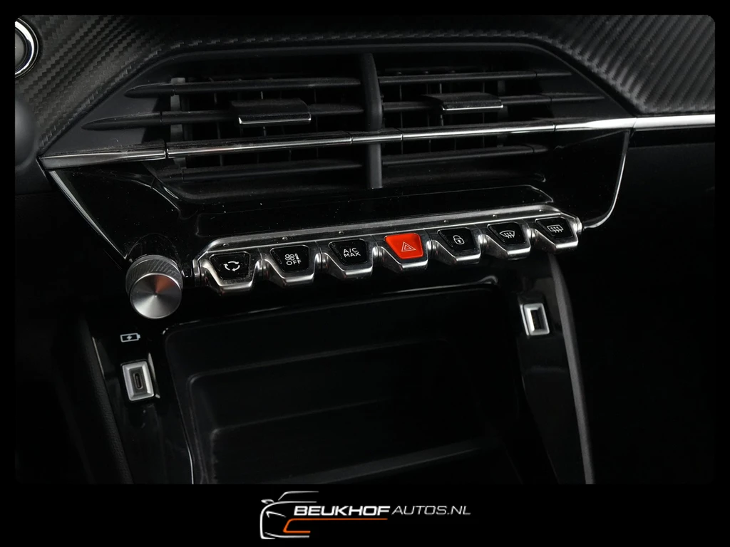 Peugeot e-208 – foto 29