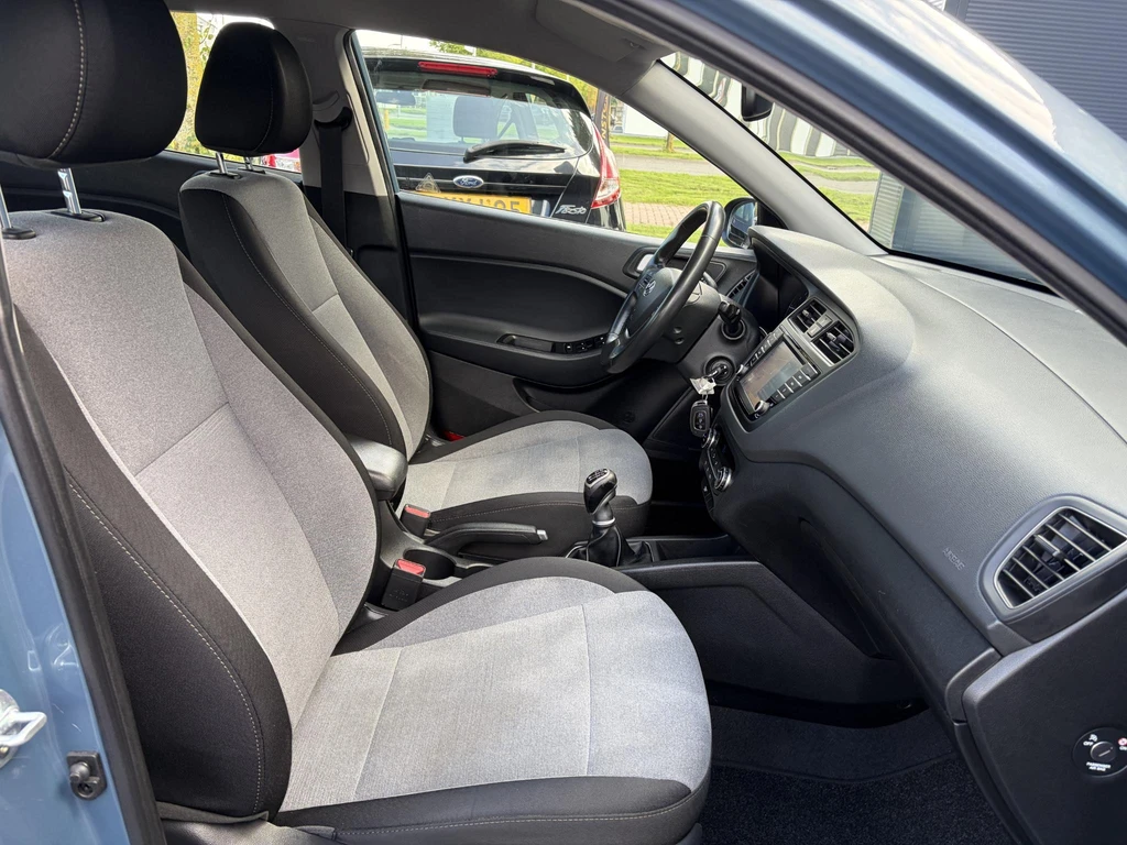 Hyundai i20 – foto 10
