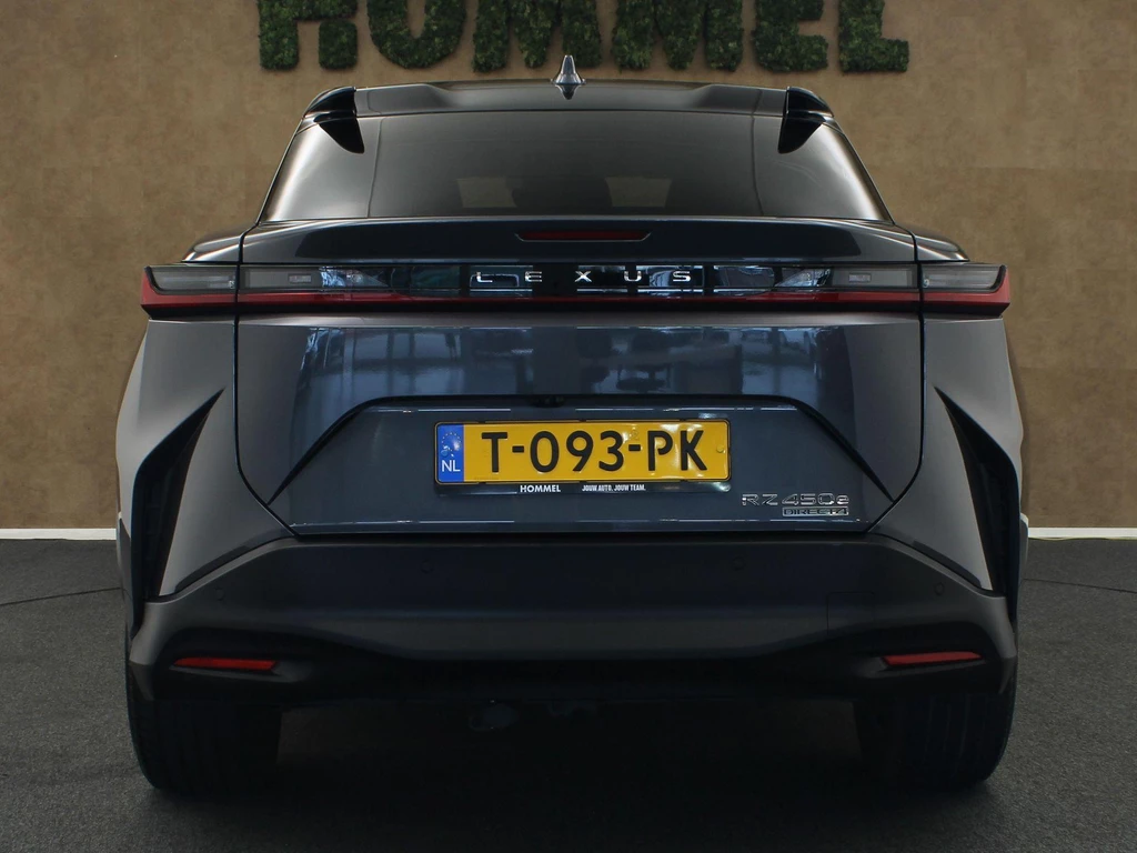 Lexus RZ – foto 5