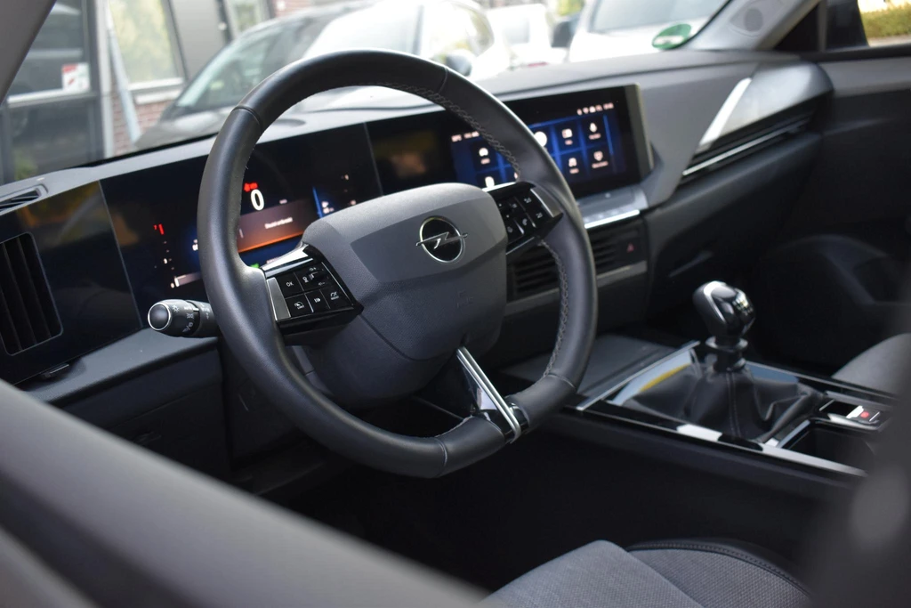 Opel Astra – foto 22