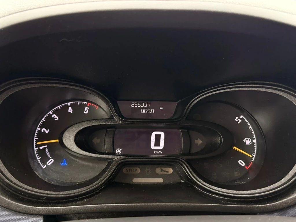 Opel Vivaro – foto 9