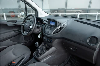 Ford Transit Courier – thumbnail 12