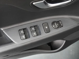 Kia Stonic – thumbnail 22