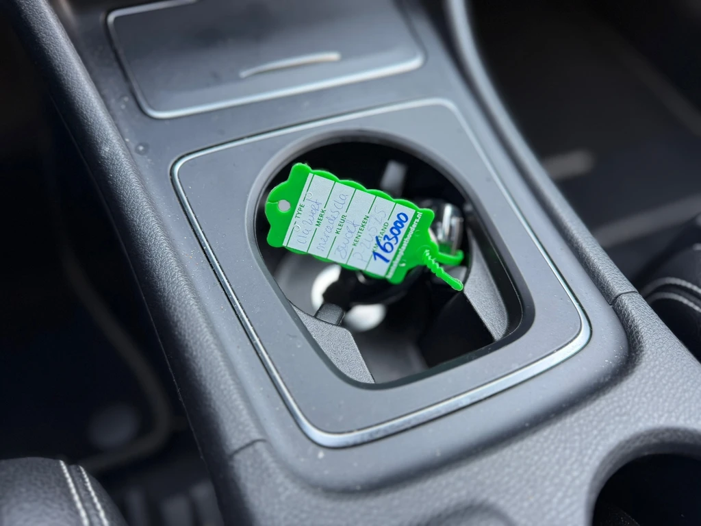Mercedes-Benz CLA – foto 37