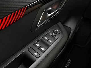 Peugeot 208 – thumbnail 11