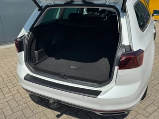 Volkswagen Passat – thumbnail 18