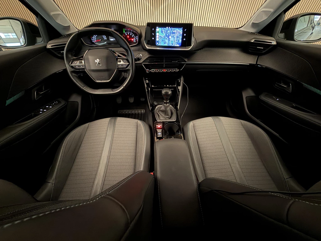 Peugeot 208 – foto 9