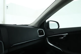 Volvo V40 – thumbnail 24