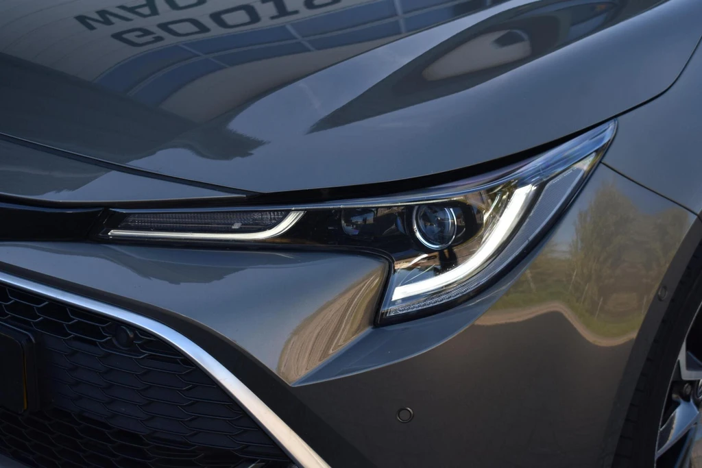 Toyota Corolla Touring Sports – foto 30
