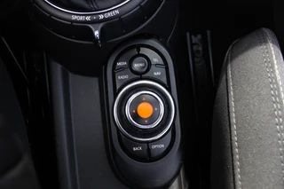 MINI Cooper Cabrio – thumbnail 31