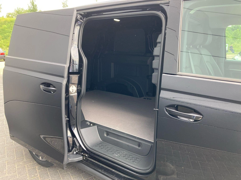 Volkswagen ID. Buzz Cargo – foto 6