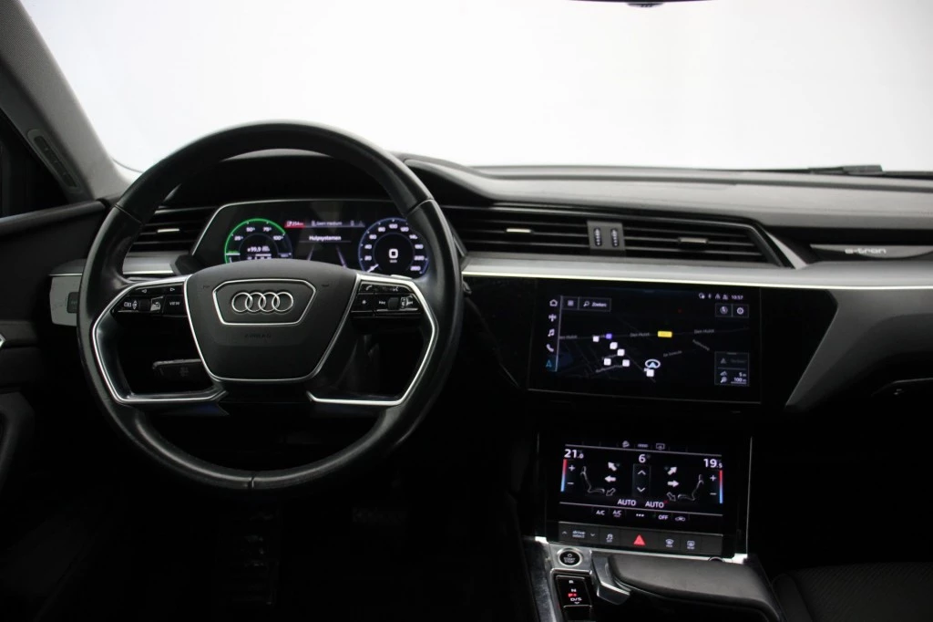 Audi e-tron – foto 10