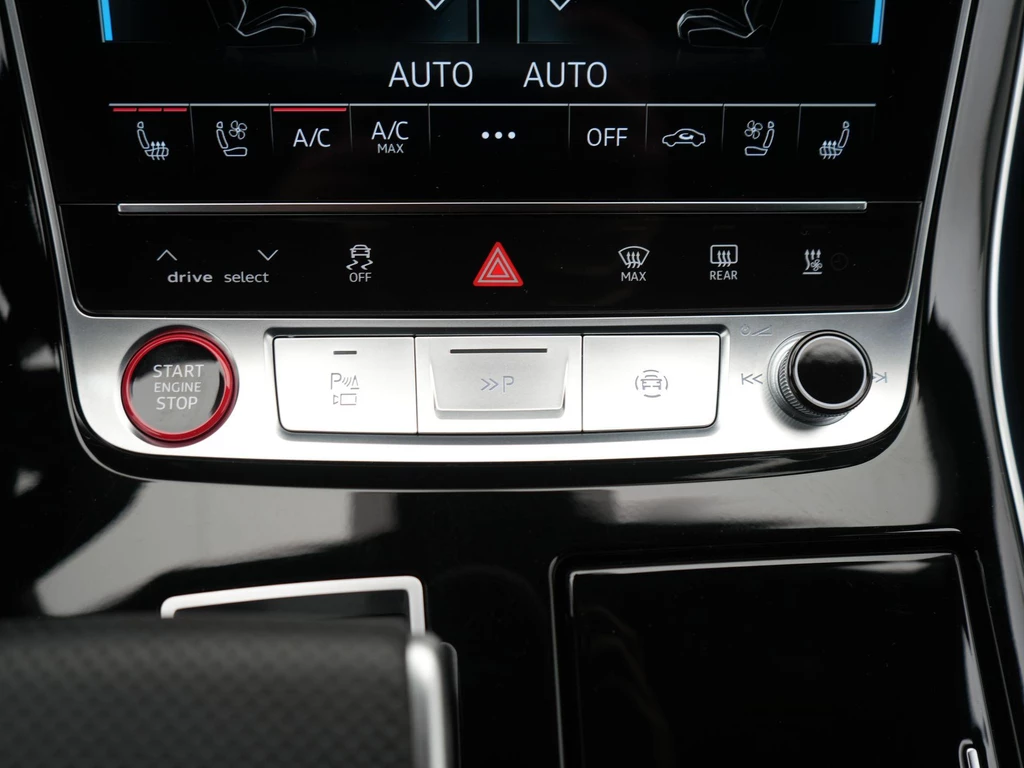 Audi RSQ8 – foto 44