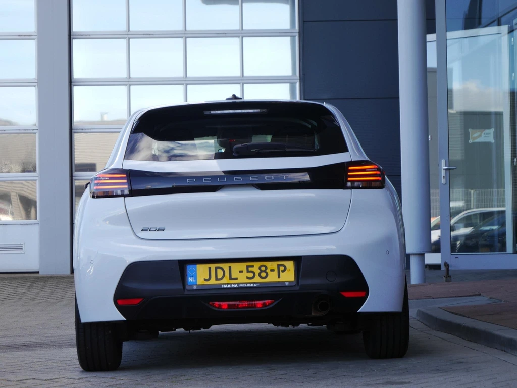 Peugeot 208 – foto 3