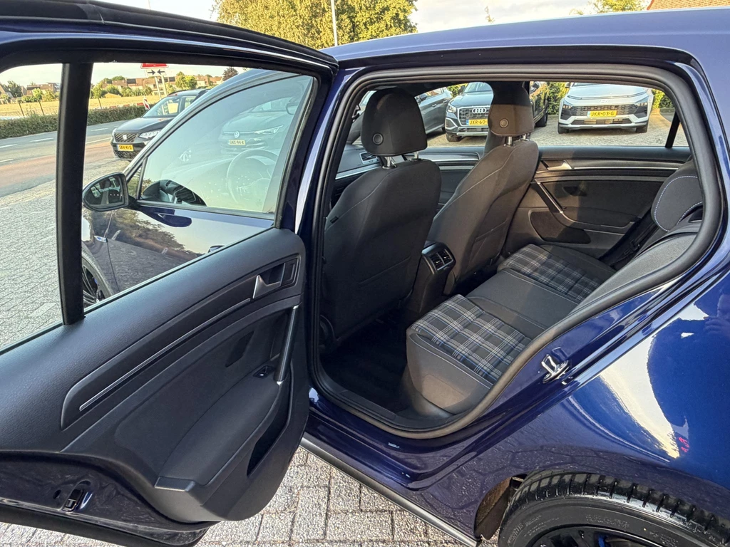 Volkswagen Golf – foto 23