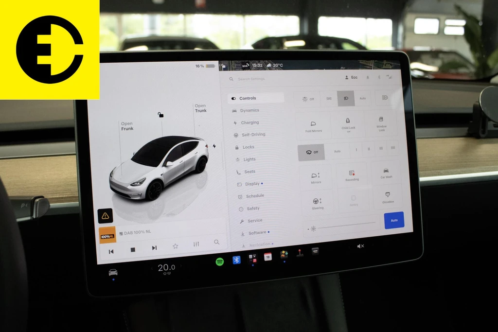 Tesla Model Y – foto 26