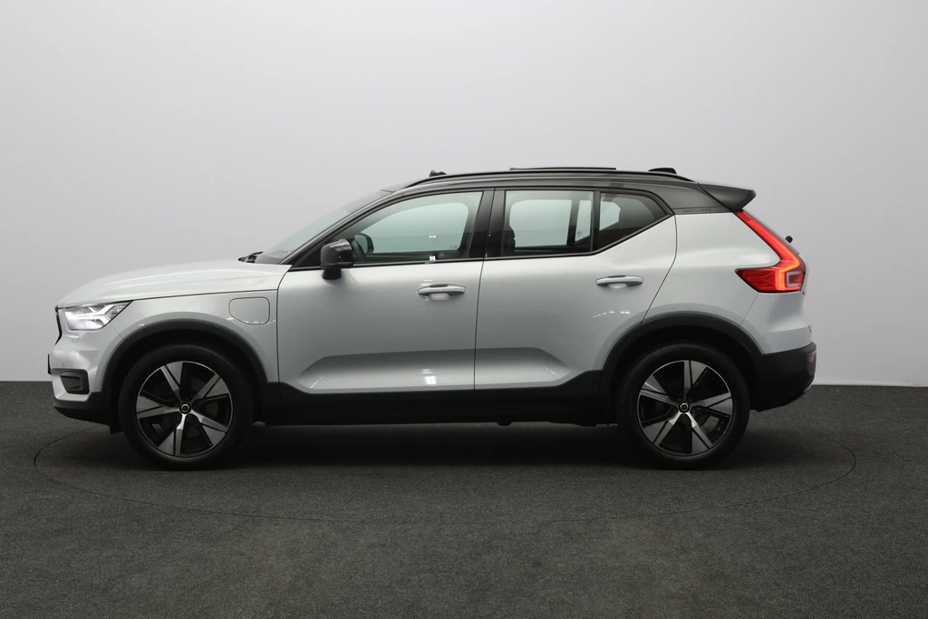 Volvo XC40 – foto 2