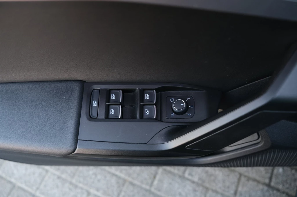 SEAT Leon – foto 19