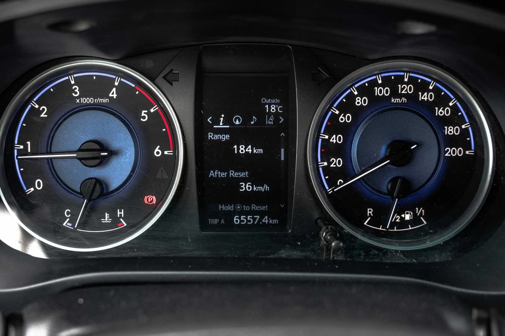 Toyota Hilux – foto 14