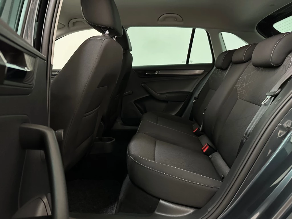 Škoda Rapid – foto 34