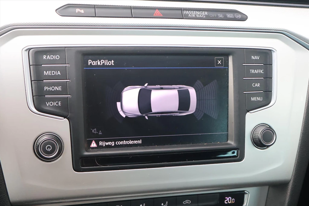 Volkswagen Passat – foto 14