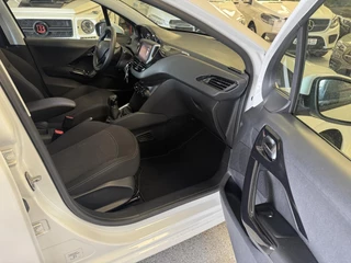 Peugeot 208 – thumbnail 19
