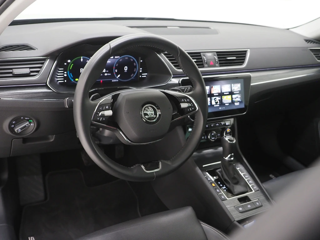 Škoda Superb – foto 18