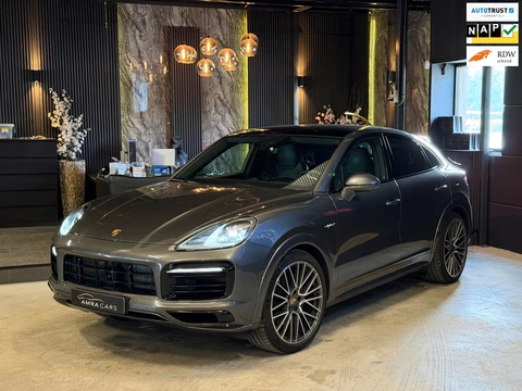 Porsche Cayenne Coupé 3.0 E-Hybrid 462PK|PANO|LUCHTVERING|FULL