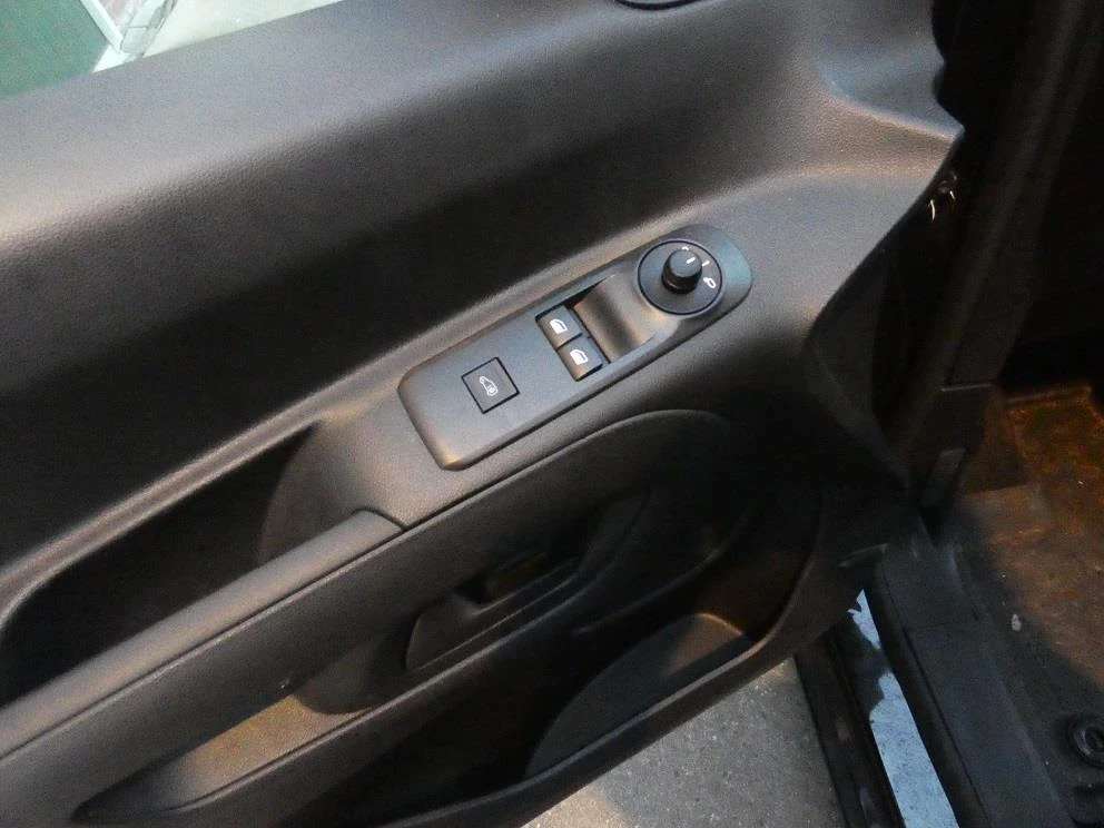 Opel Combo – foto 9
