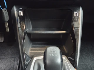 Peugeot 208 – thumbnail 32