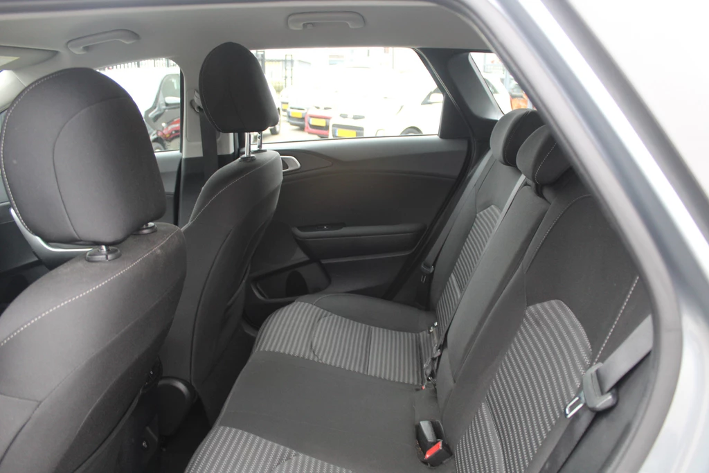 Kia Ceed Sportswagon – foto 12
