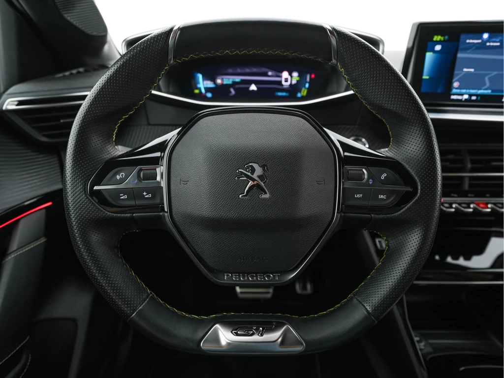 Peugeot e-208 – foto 18