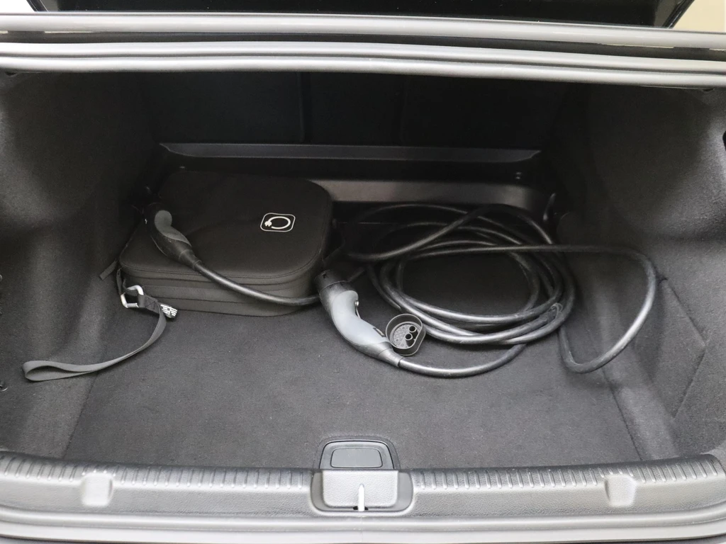 Mercedes-Benz EQE – foto 30