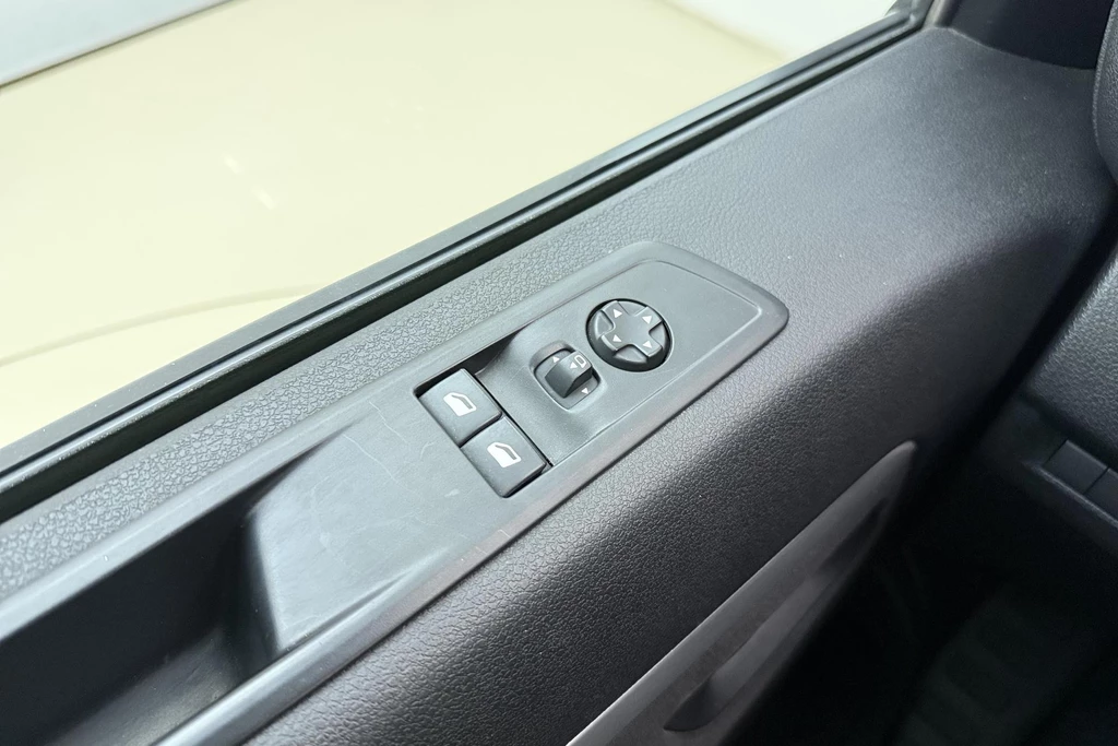Opel Vivaro – foto 16