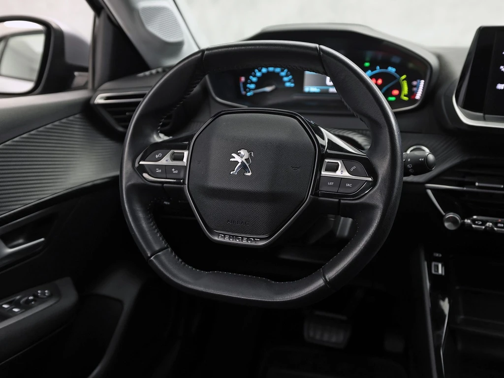 Peugeot e-208 – foto 29