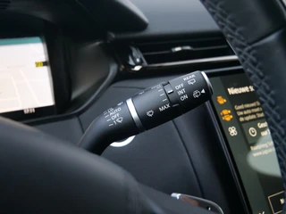 Land Rover Range Rover Velar – thumbnail 10