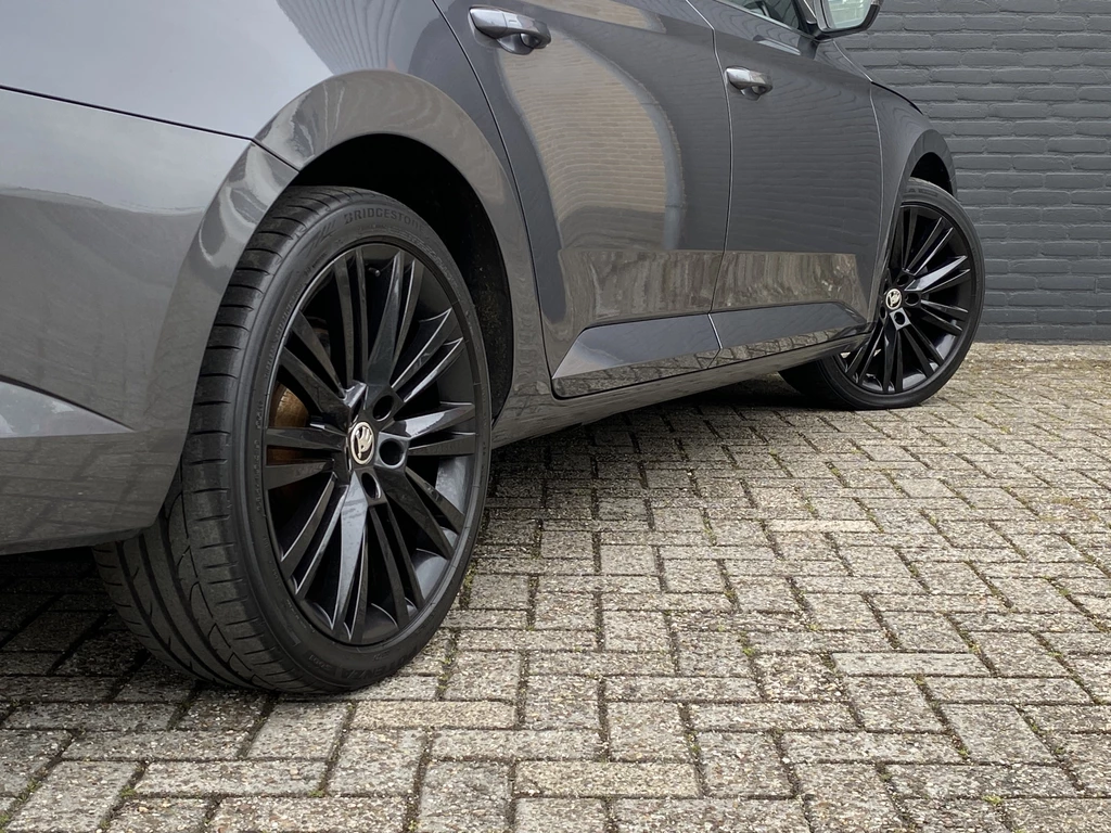 Škoda Superb – foto 11