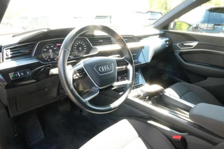 Audi e-tron – thumbnail 8