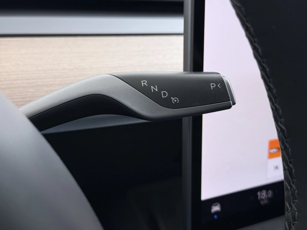 Tesla Model Y – foto 36