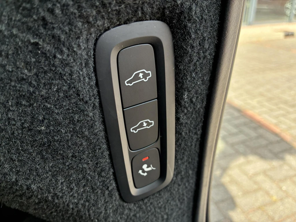 Volvo XC90 – foto 29