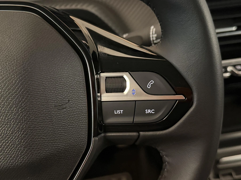 Peugeot 208 – foto 29